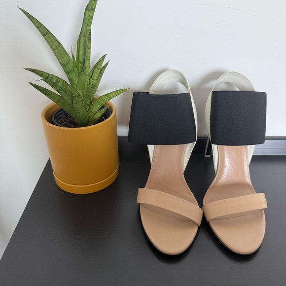 Vince black, white & tan Gaudin colour block heel sandals - size 10 NWOT - Picture 7 of 10